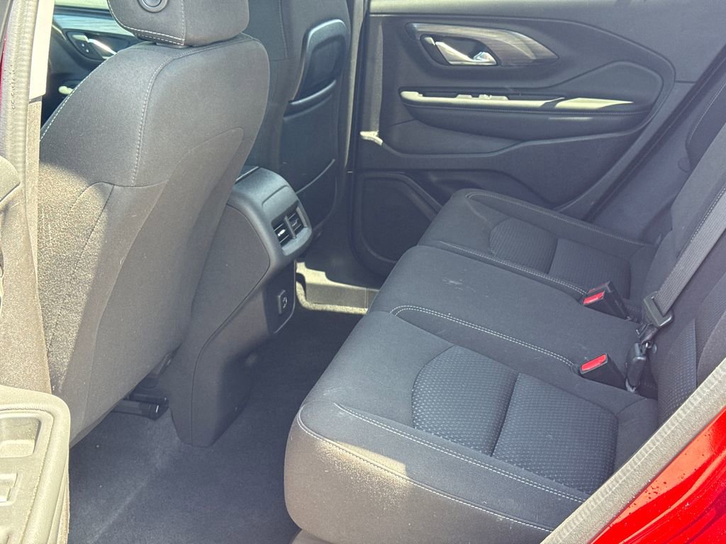 Used 2024 GMC Terrain SLE w/ Elevation Edition FWD image 20