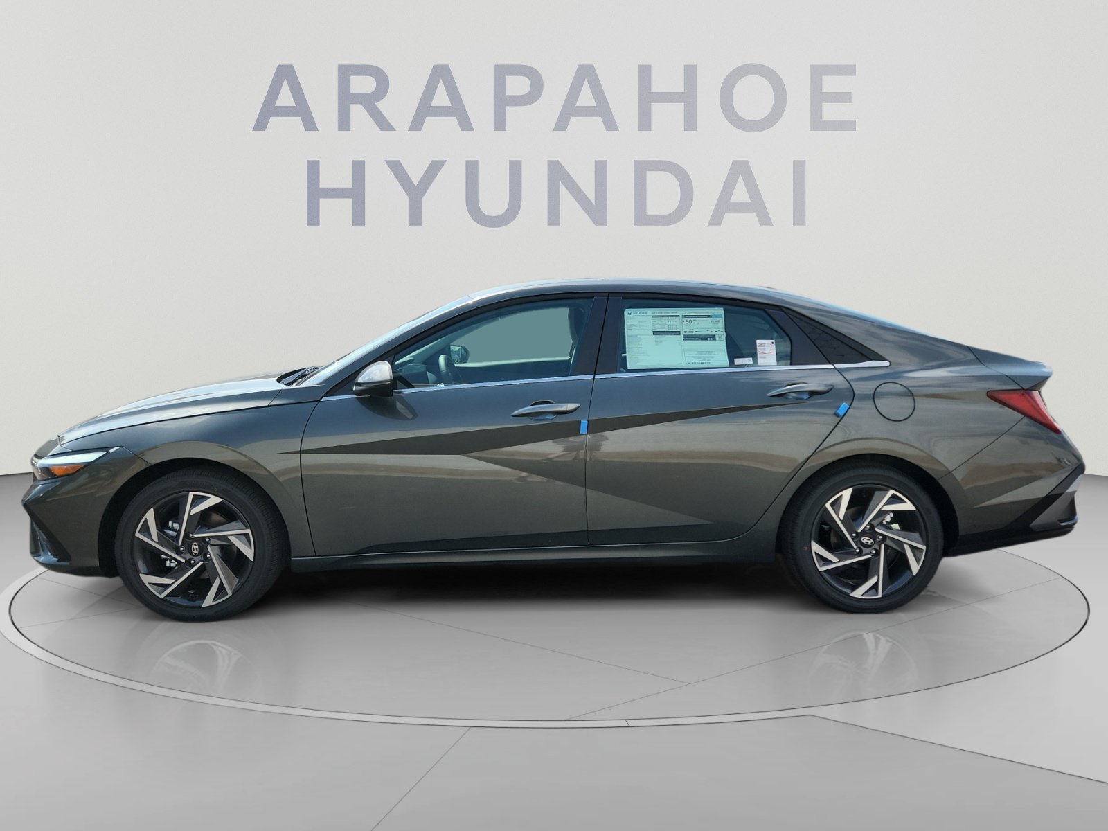 New 2026 Hyundai Elantra Limited FWD image 2