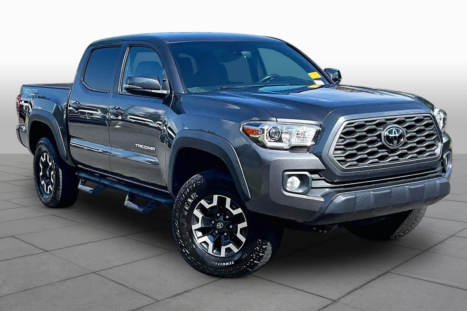 Used 2021 Toyota Tacoma TRD Off-Road w/ Technology Package AWD/4WD image 3