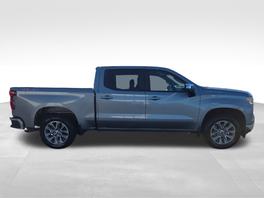 Used 2023 Chevrolet Silverado 1500 LT AWD/4WD image 6