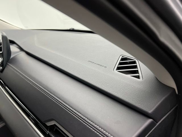 Used 2024 Mitsubishi Outlander SE image 10