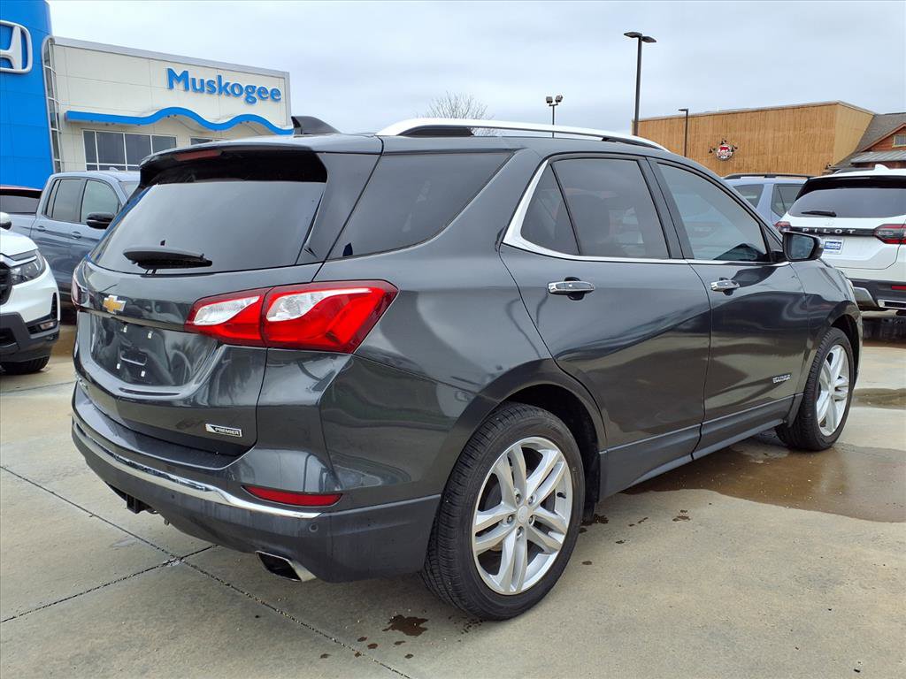 Used 2018 Chevrolet Equinox Premier FWD image 2