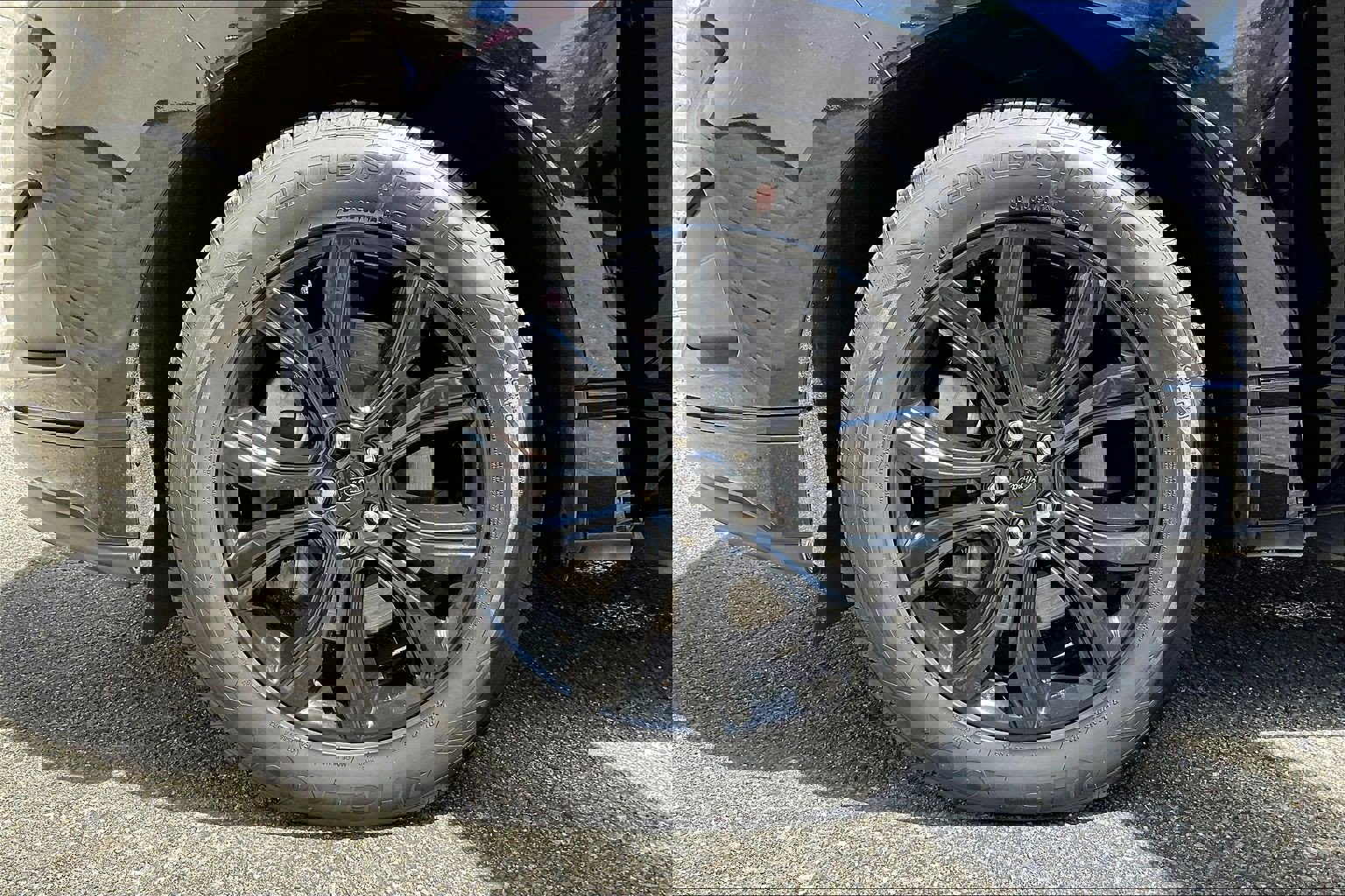 Used 2022 Ford Edge SE w/ Black Appearance Package image 8