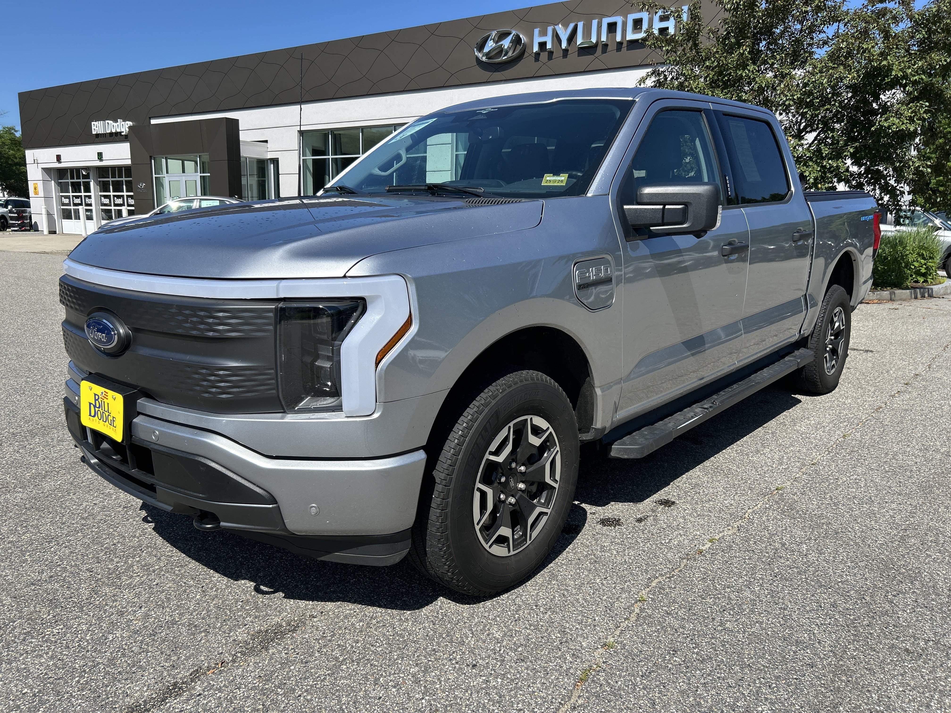 Used 2023 Ford F150 Lightning XLT AWD/4WD image 1