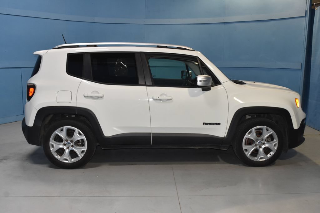 Used 2015 Jeep Renegade Limited FWD image 19