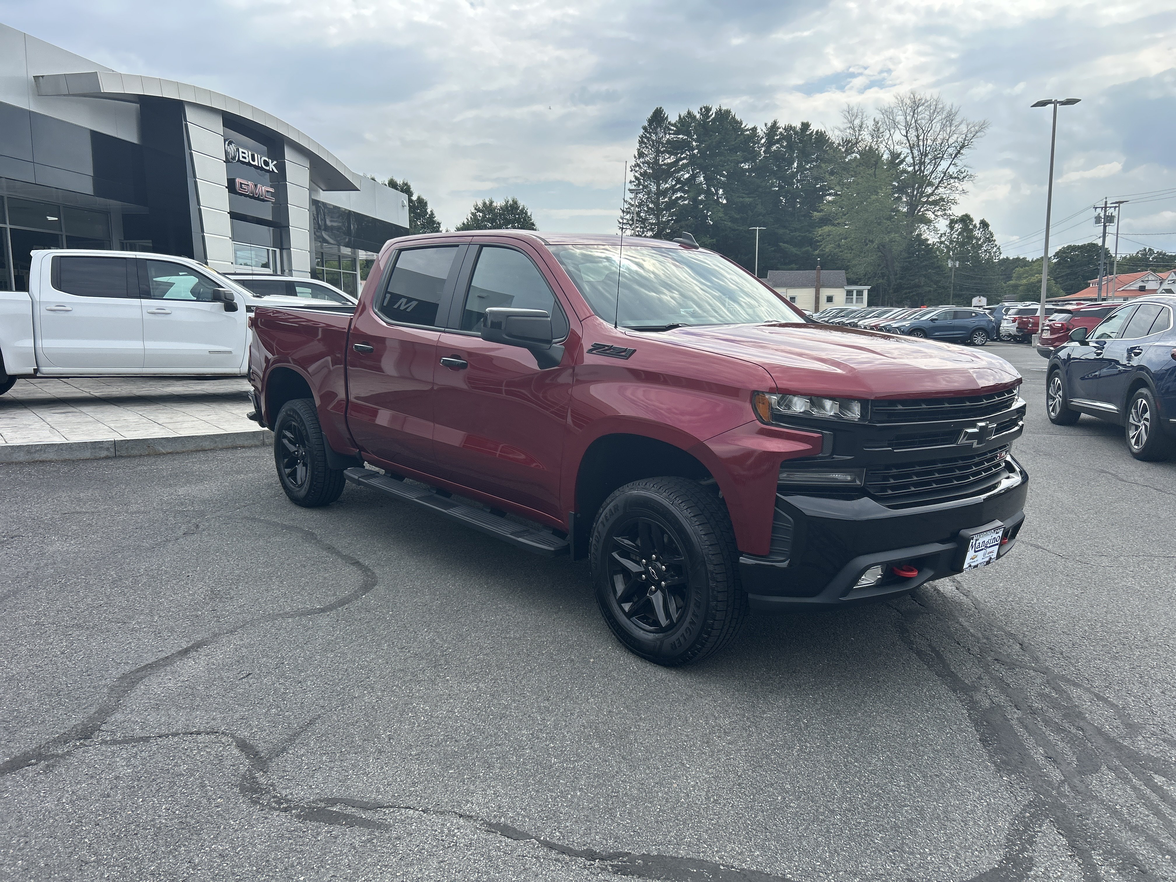 Used 2020 Chevrolet Silverado 1500 LT Trail Boss AWD/4WD image 15