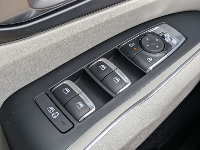 New 2026 Kia Sorento S FWD image 25