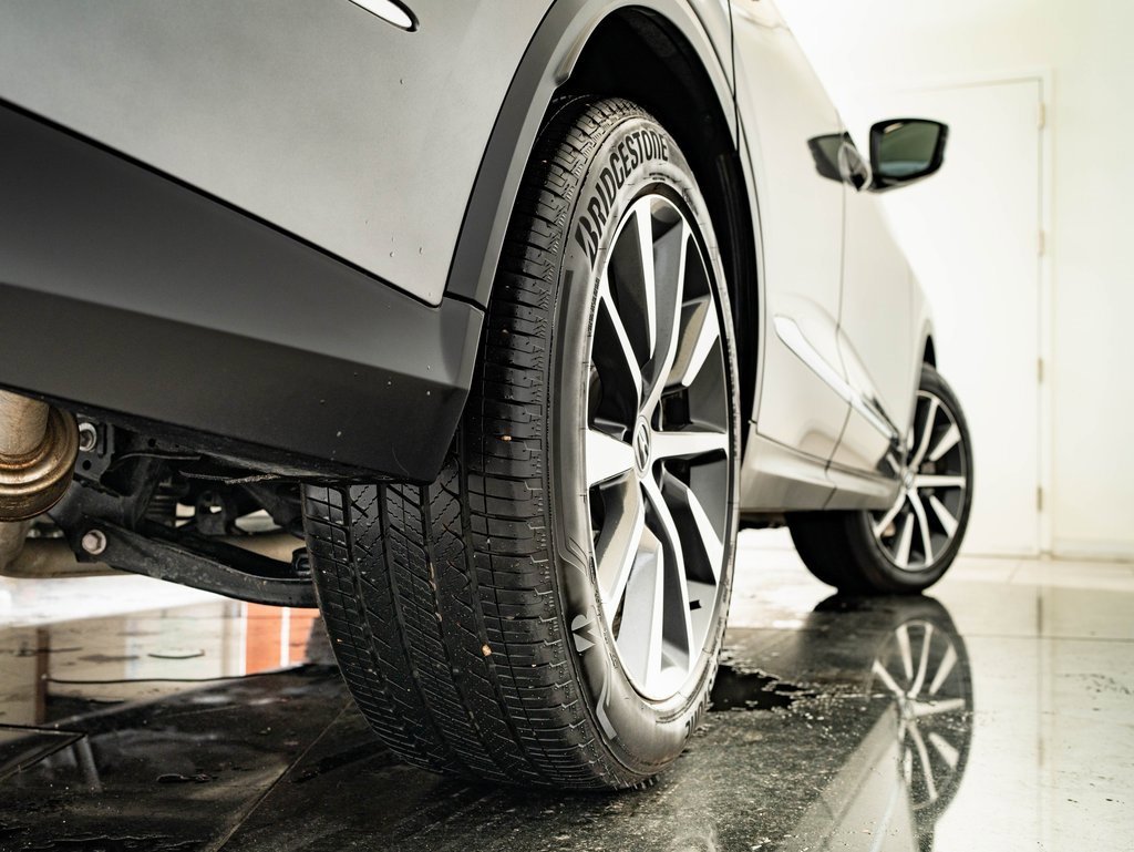 Used 2025 Acura MDX SH-AWD w/ Technology Package image 41