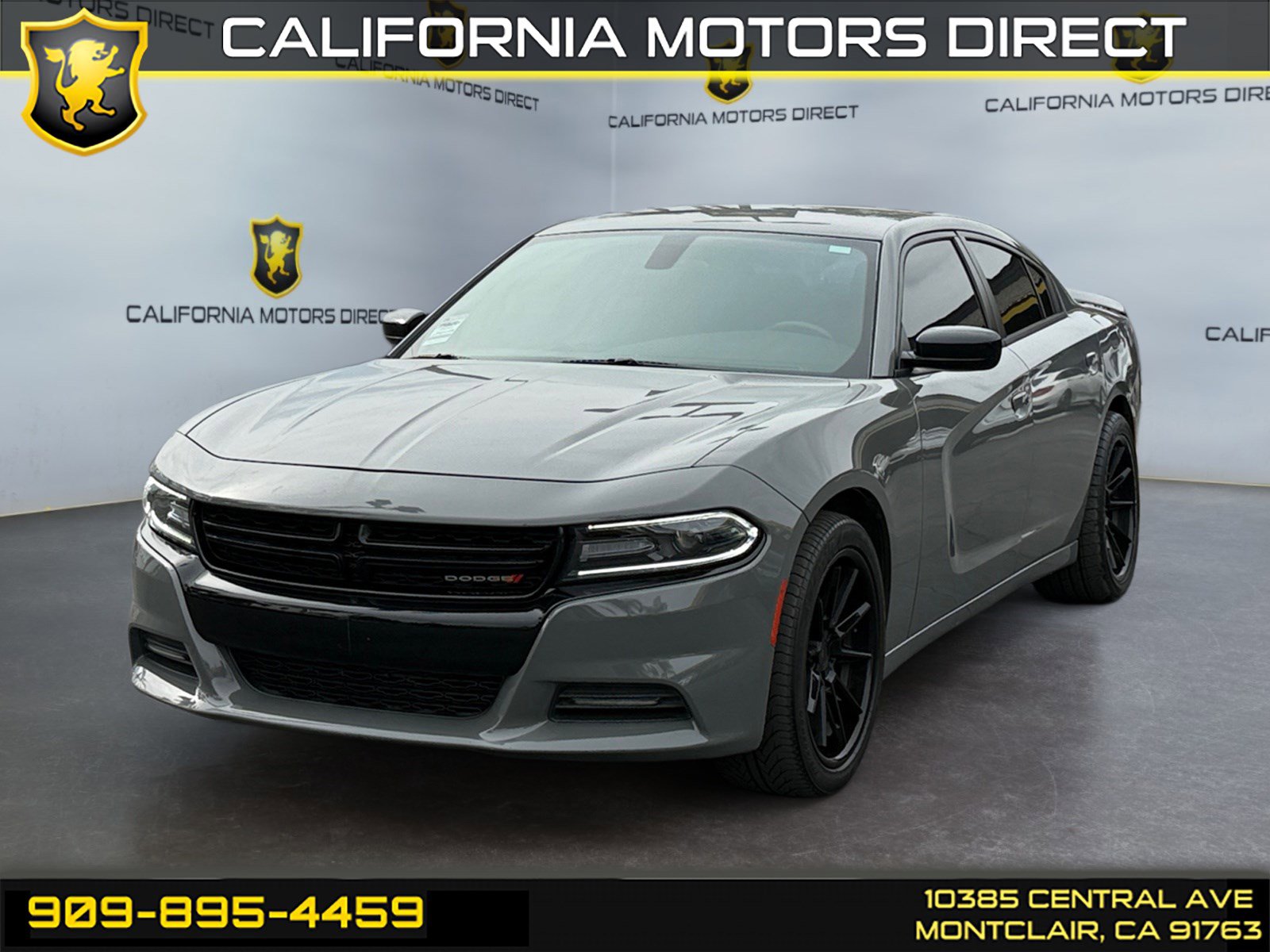 Used 2019 Dodge Charger SXT w/ Plus Group RWD image 1