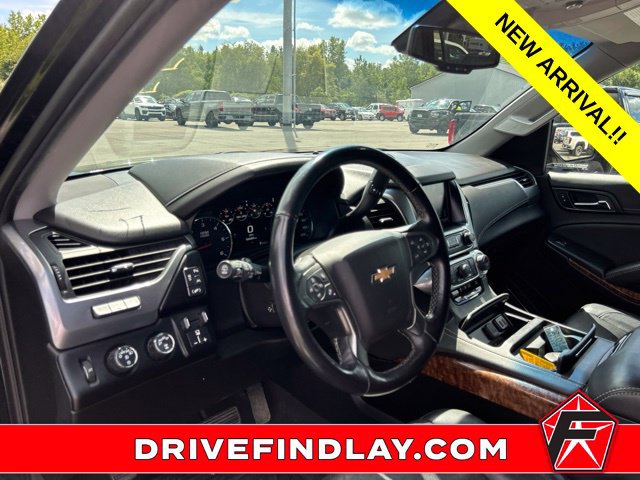 Used 2019 Chevrolet Tahoe Premier w/ RST 6.2L Performance Edition AWD/4WD image 17
