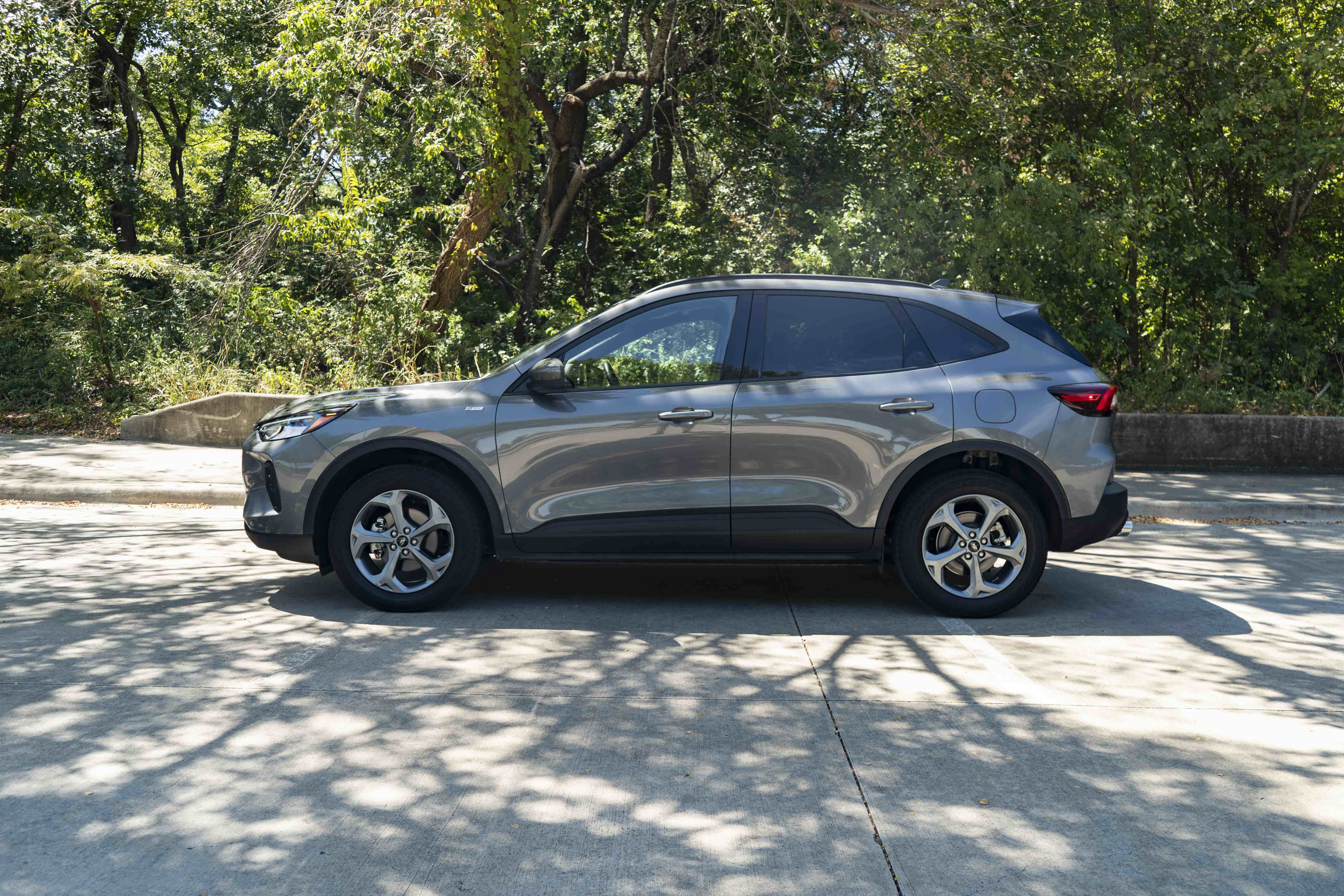 Used 2025 Ford Escape ST-Line Select AWD/4WD image 6