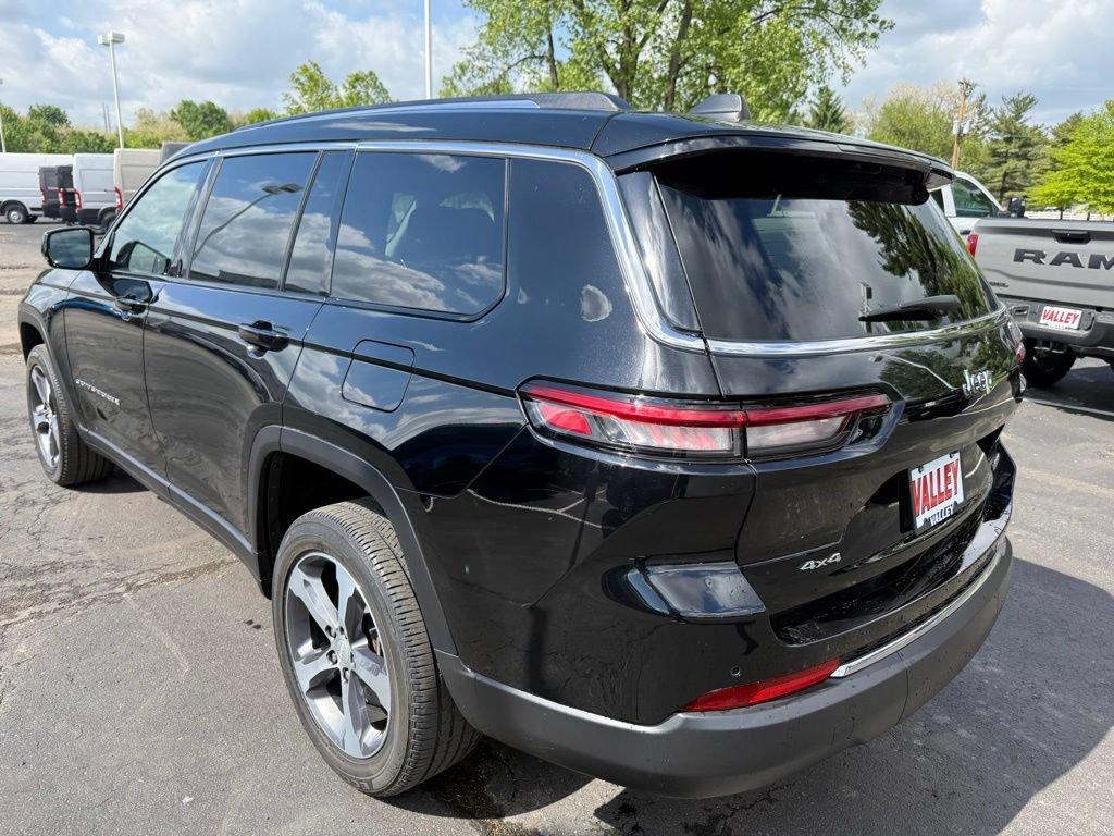 Certified 2023 Jeep Grand Cherokee L Limited AWD/4WD image 4