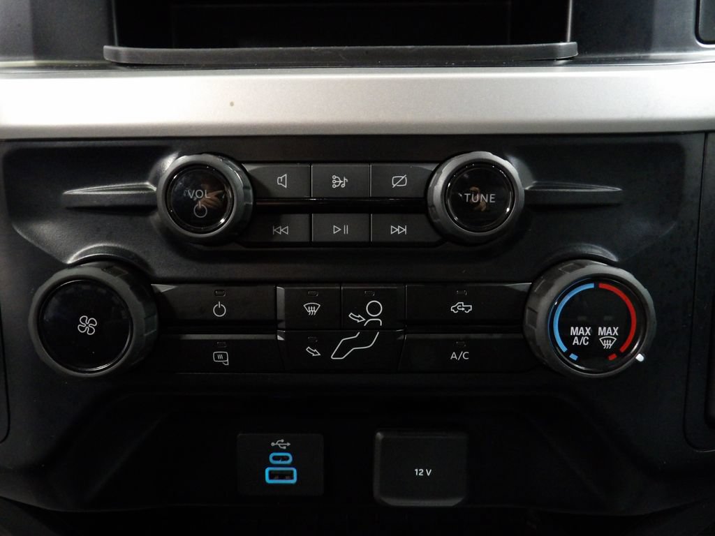 Used 2024 Ford F250 XLT AWD/4WD image 45