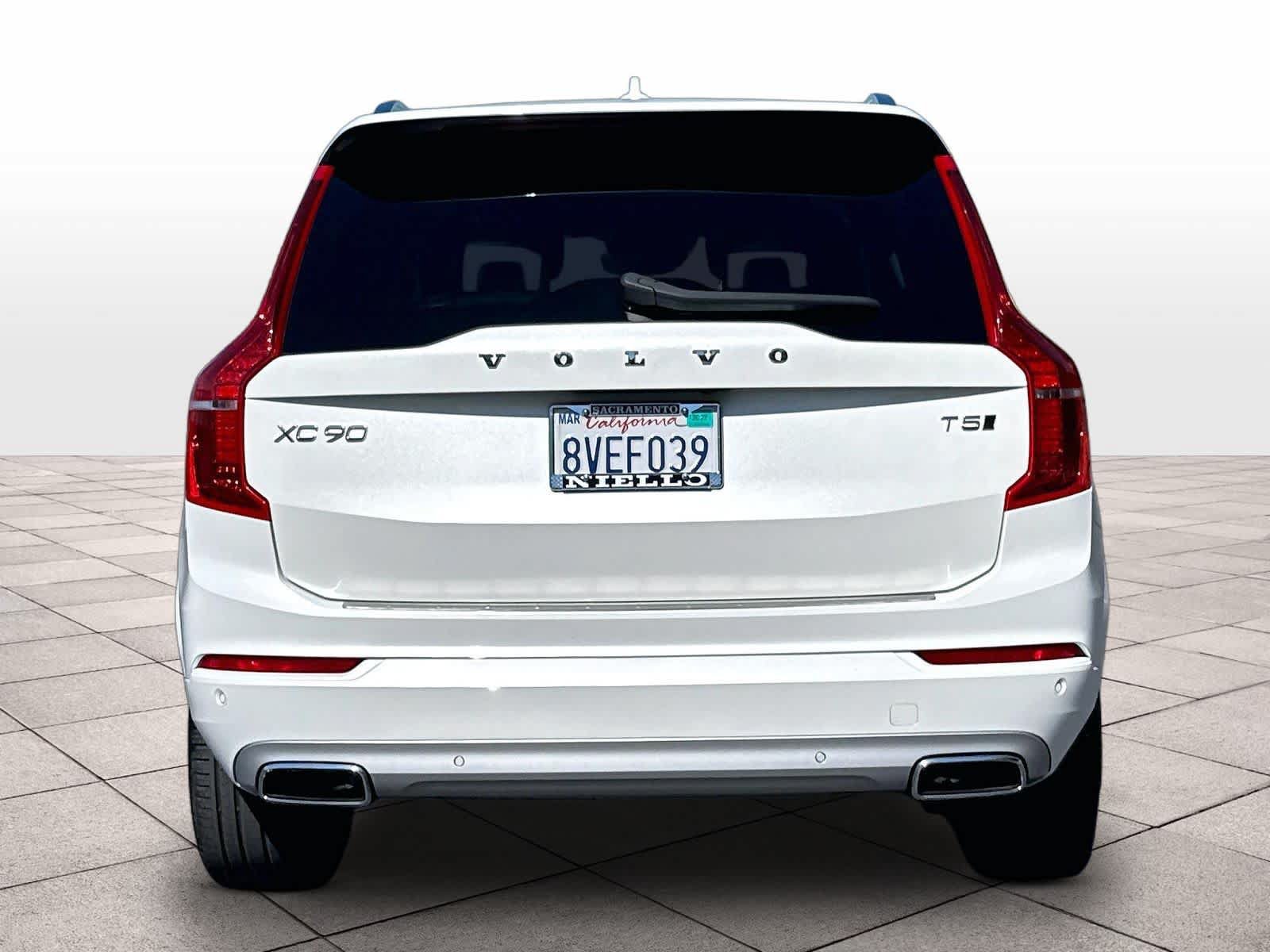 Used 2021 Volvo XC90 T5 Momentum w/ Advanced Package AWD/4WD image 7