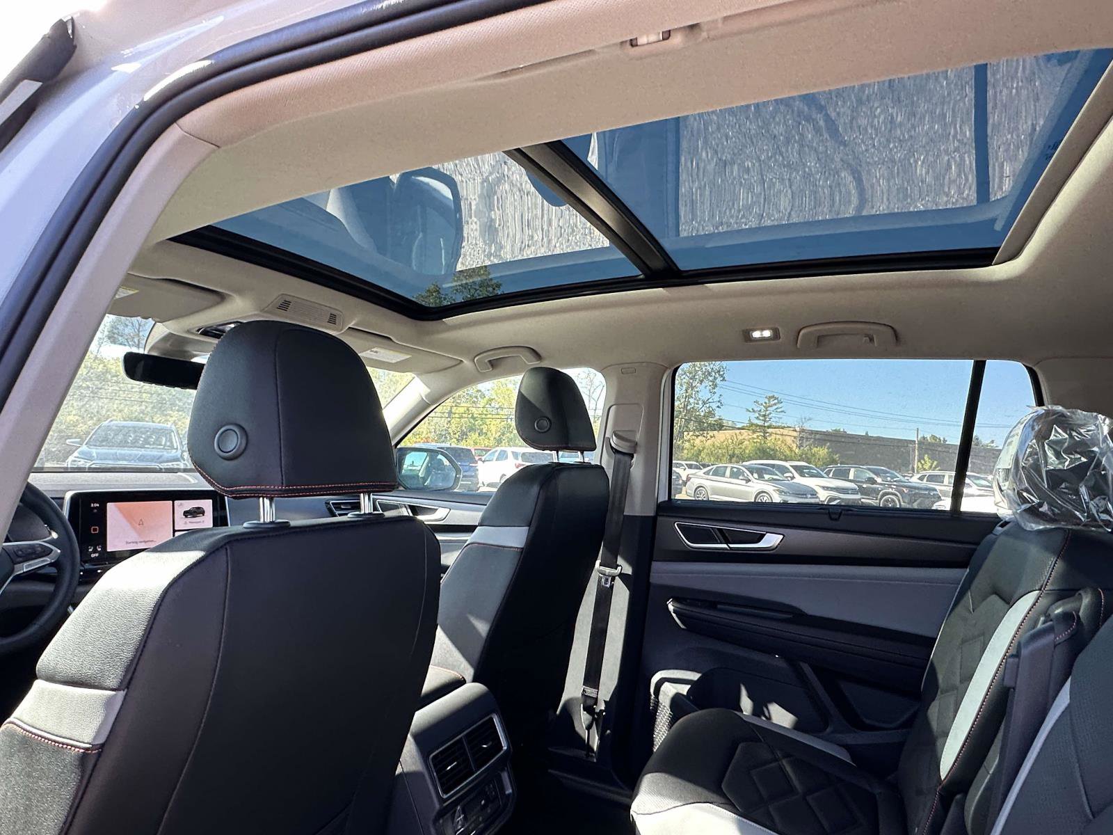 New 2026 Volkswagen Atlas Peak Edition image 15