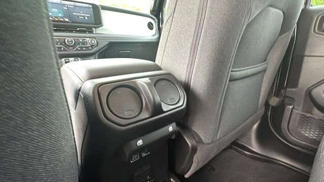 Used 2025 Jeep Wrangler Unlimited Sahara w/ Safety Group AWD/4WD image 25