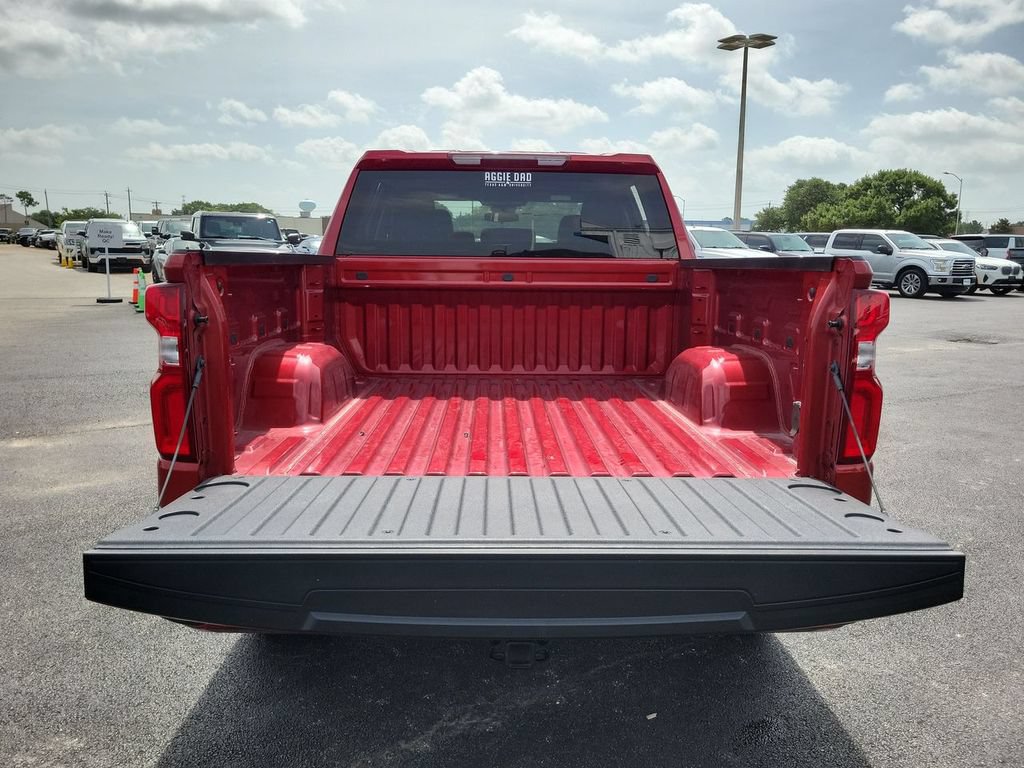 Certified 2025 Chevrolet Silverado 1500 RST RWD image 26