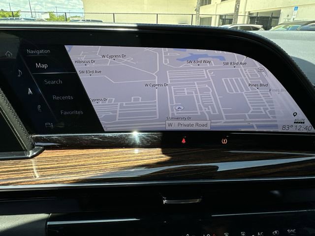 Used 2021 Cadillac Escalade Premium Luxury RWD image 26