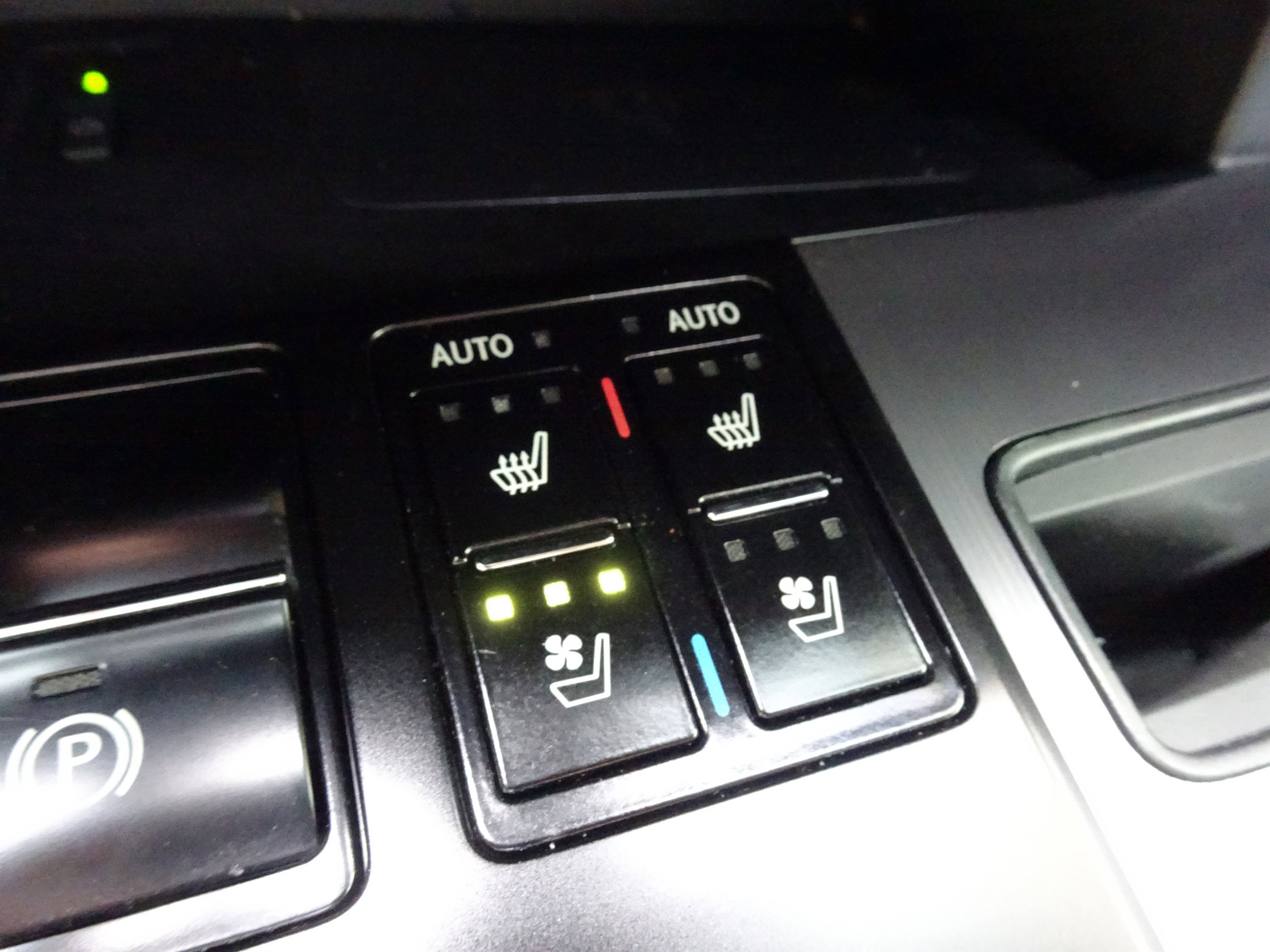 Used 2022 Lexus RX 350 F Sport w/ Cold Area Package image 21