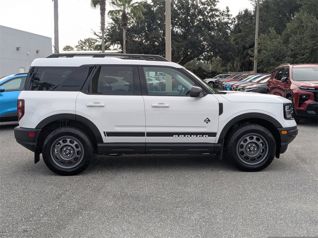 Used 2023 Ford Bronco Sport Outer Banks image 2
