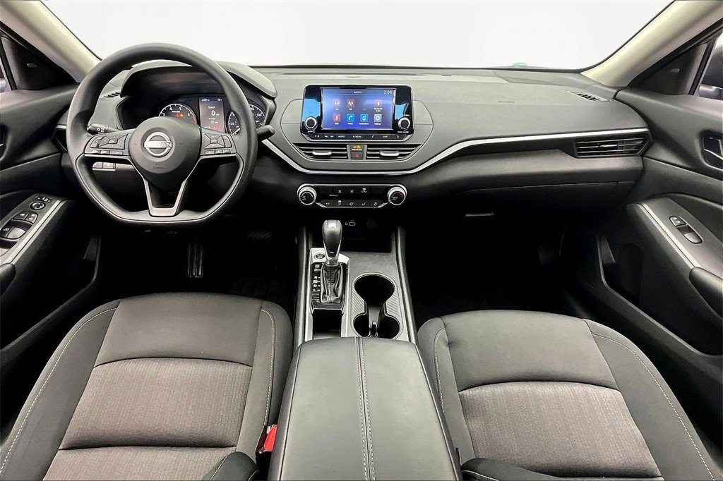 Used 2024 Nissan Altima 2.5 S image 16