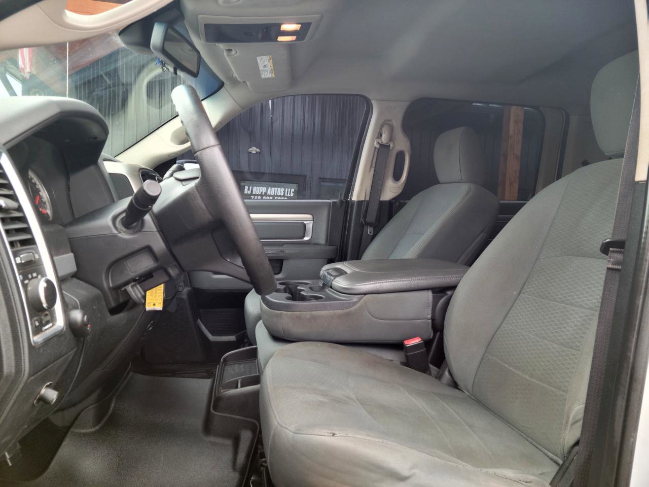 Used 2015 RAM 2500 SLT AWD/4WD image 13