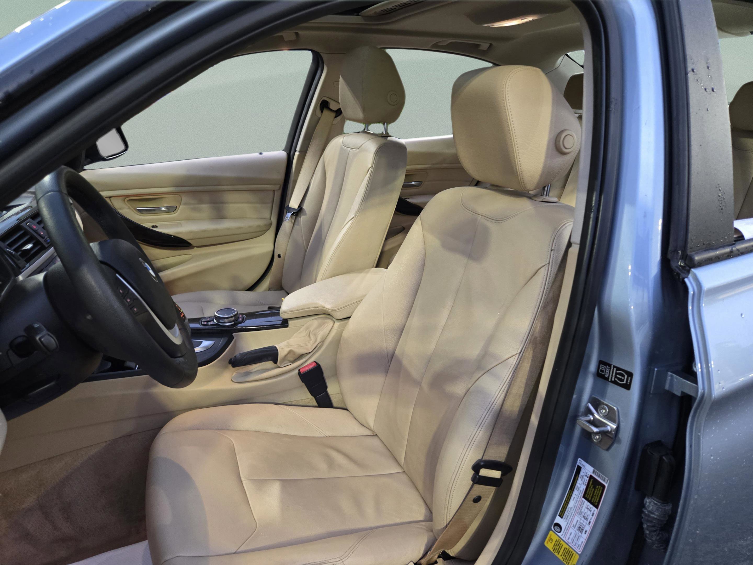 Used 2015 BMW 328i Sedan RWD image 24