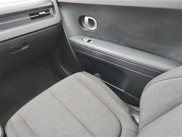 Used 2022 Hyundai Ioniq 5 SE image 14