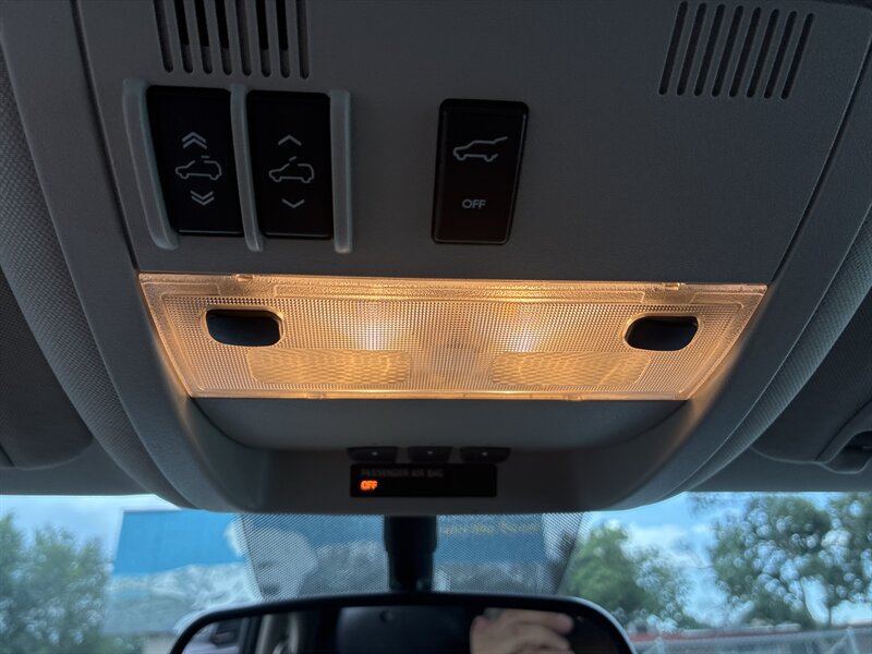 Used 2014 Chevrolet Tahoe LTZ AWD/4WD image 23