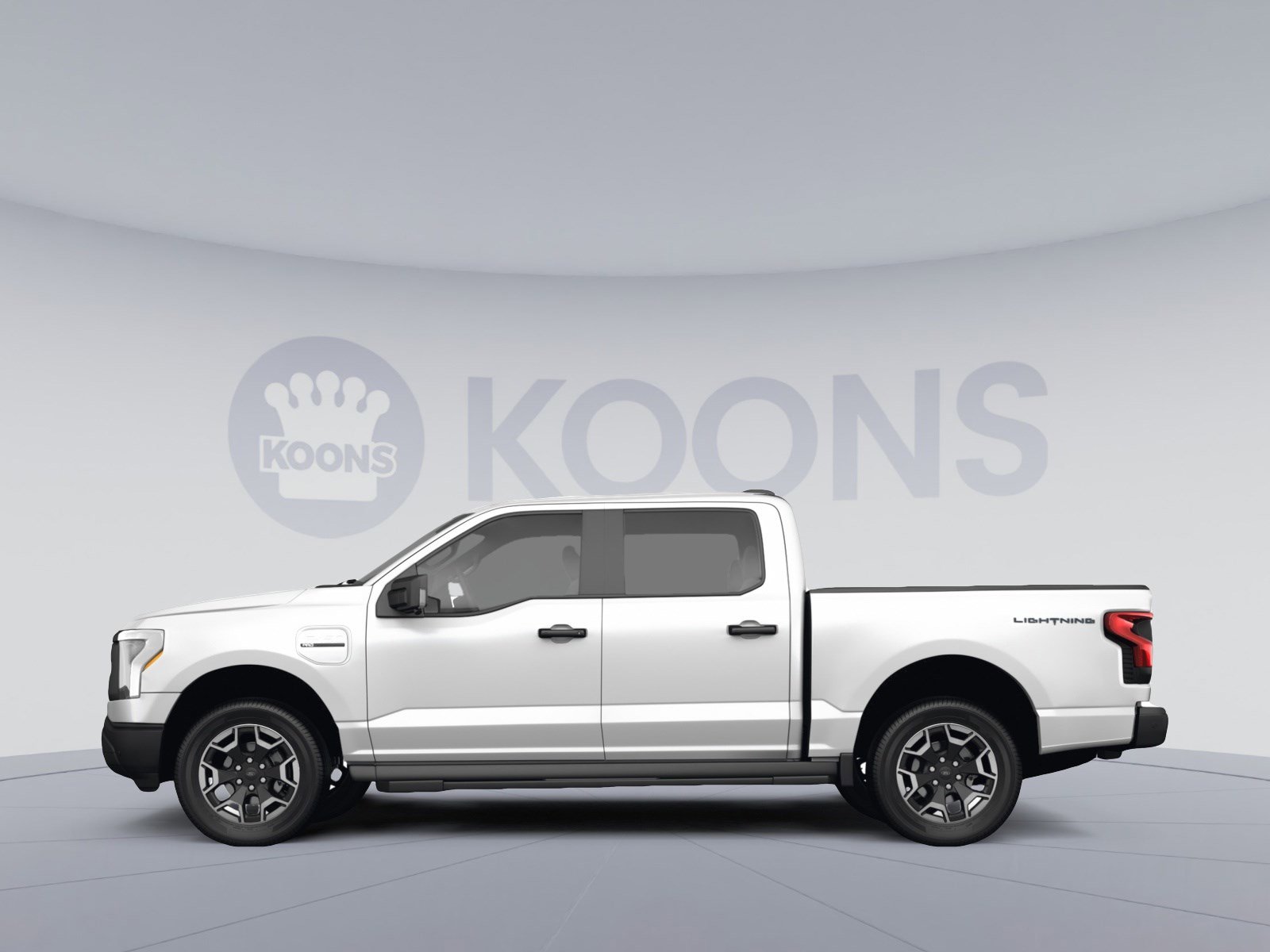 Used 2022 Ford F150 Lightning Pro image 2