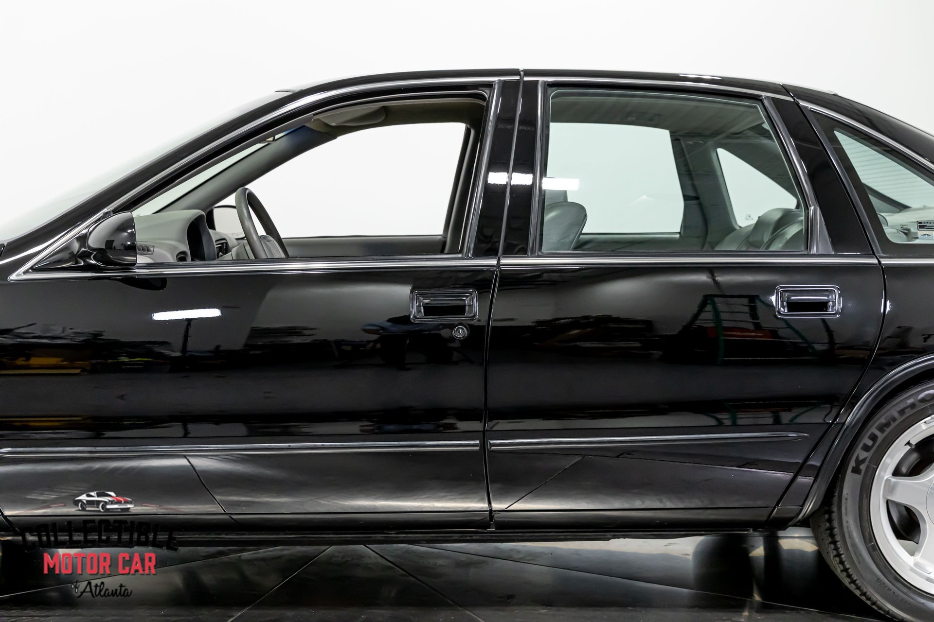 Used 1996 Chevrolet Impala SS RWD image 38