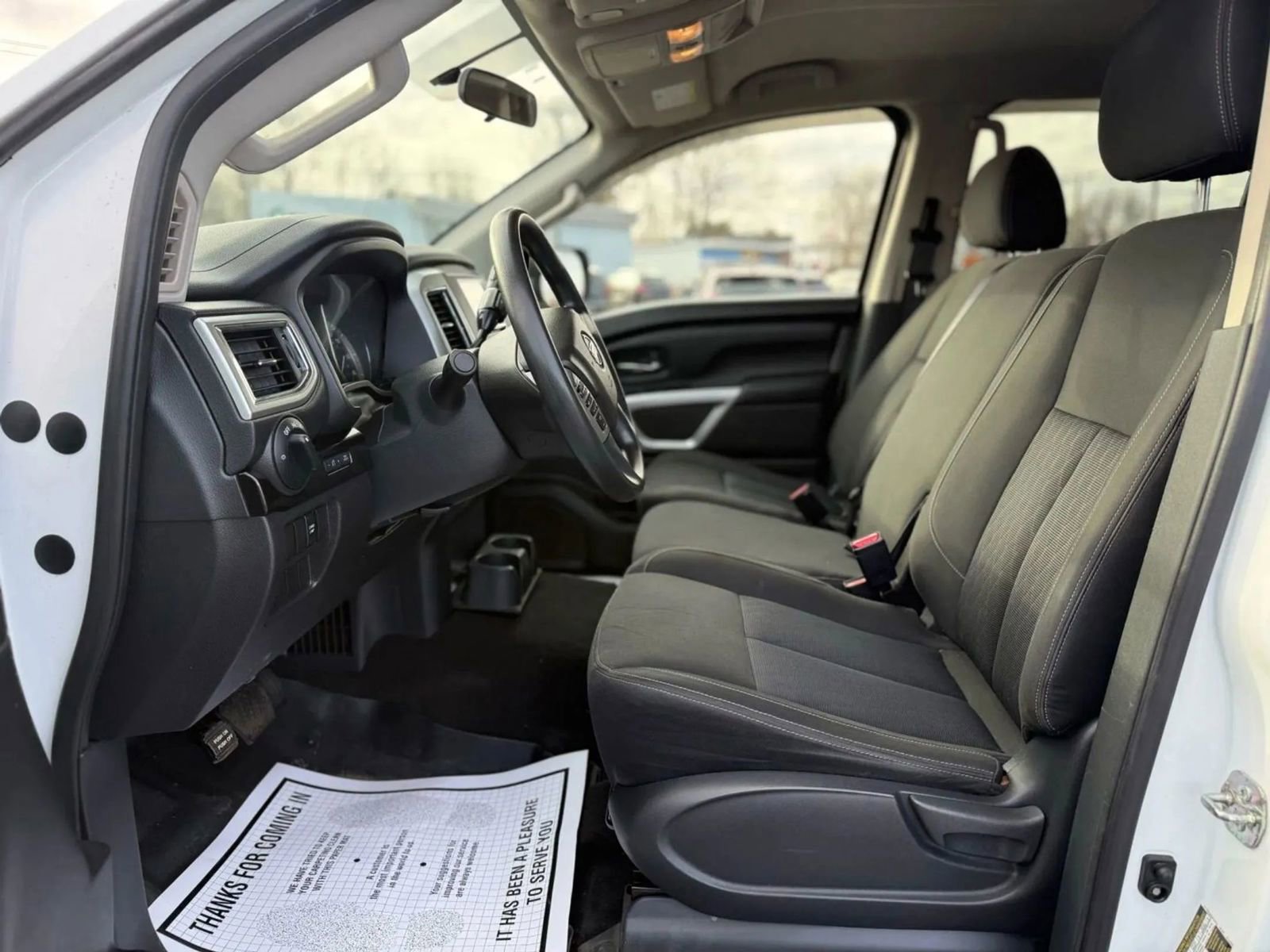 Used 2018 Nissan Titan SV AWD/4WD image 13