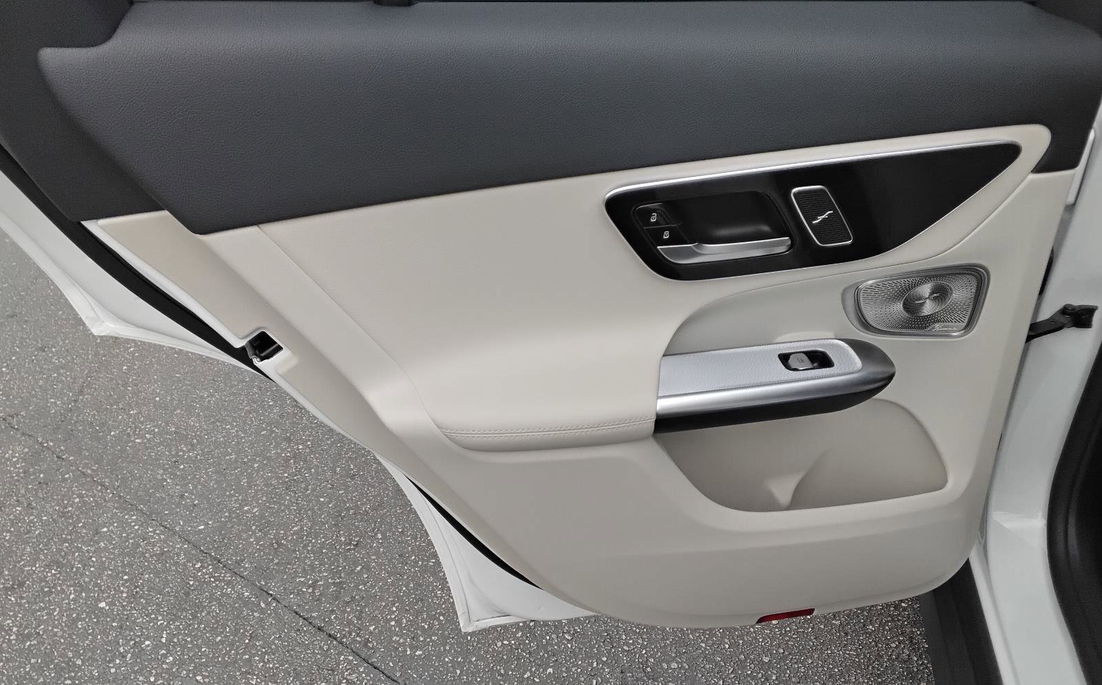 Used 2025 Mercedes-Benz GLC 300 GLC 300 image 20