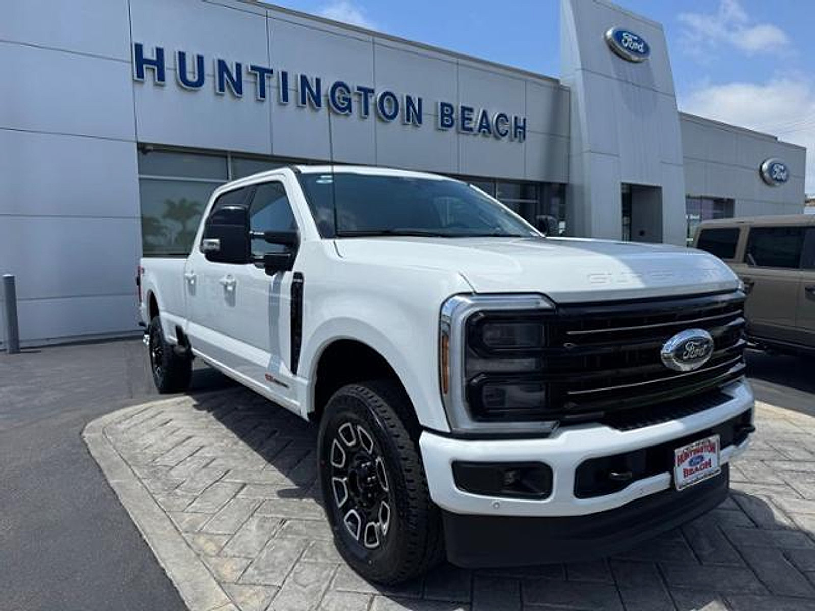 New 2026 Ford F350 Platinum AWD/4WD image 1