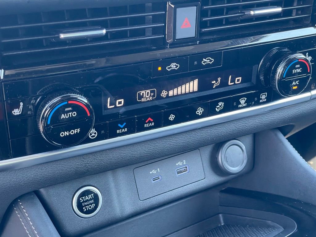 Certified 2023 Nissan Rogue SL AWD/4WD image 27
