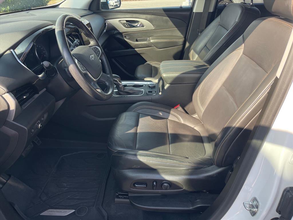 Used 2021 Chevrolet Traverse RS w/ LPO, 'HIT The Road' Package image 10