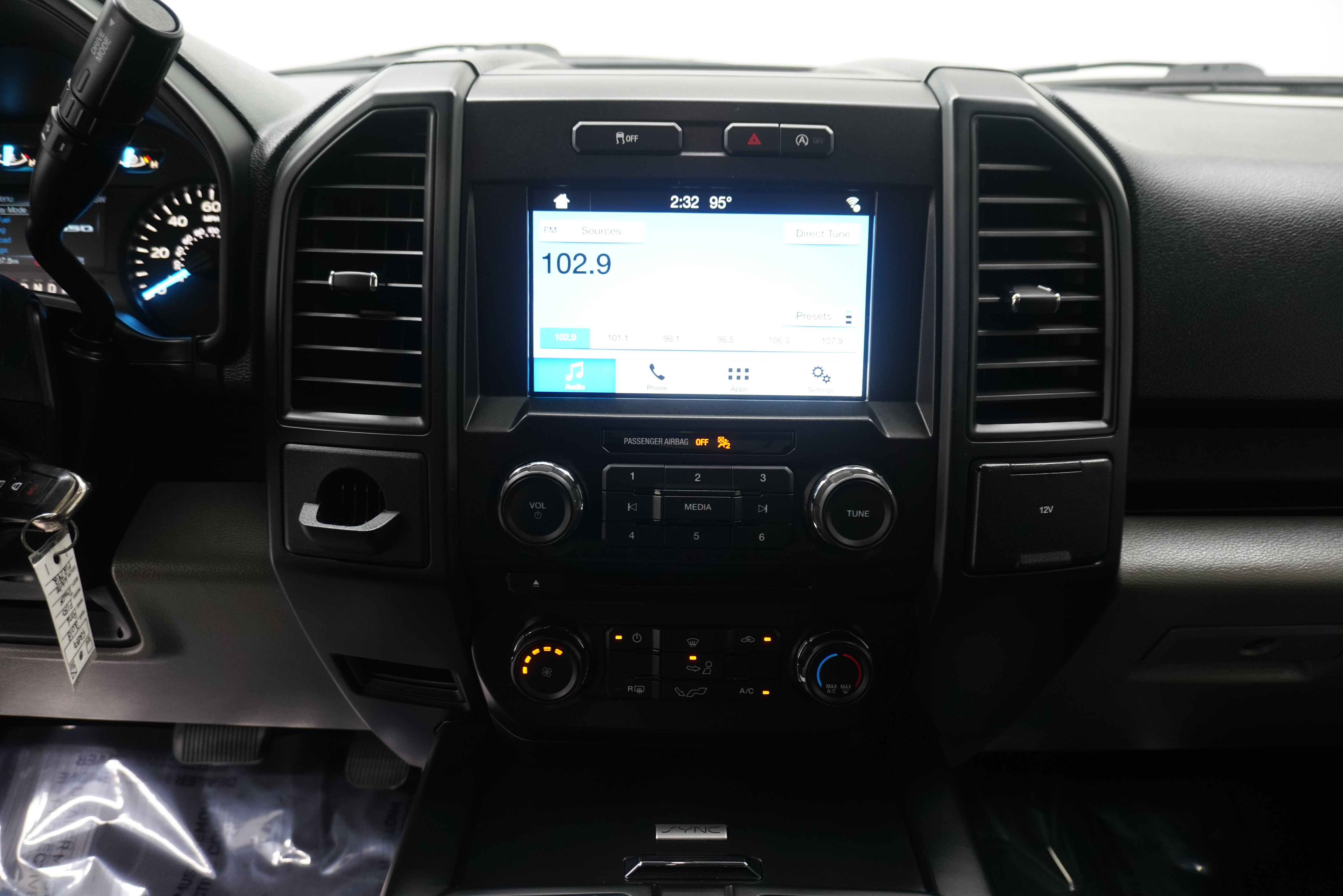 Used 2018 Ford F150 XL w/ Equipment Group 101A Mid RWD image 19
