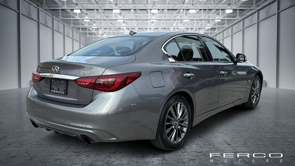 Used 2018 INFINITI Q50 Luxe RWD image 5