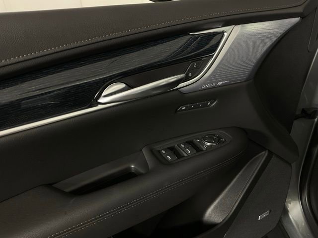 Certified 2025 Cadillac XT5 Premium Luxury w/ Technology Package AWD/4WD image 24