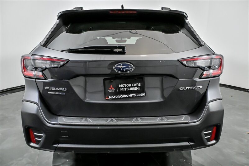 Used 2020 Subaru Outback Premium AWD/4WD image 9