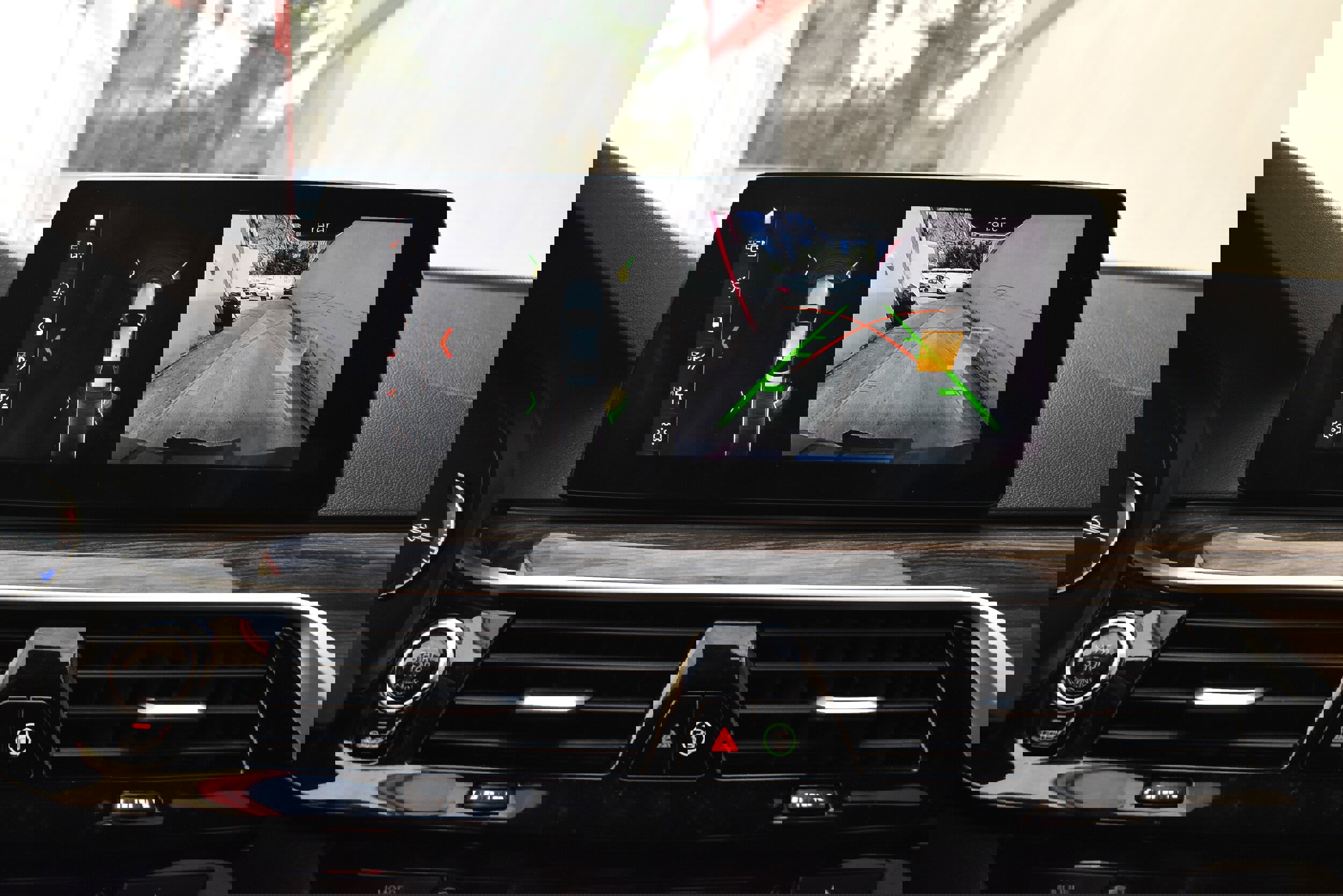 Used 2019 BMW 530i xDrive w/ Convenience Package image 33