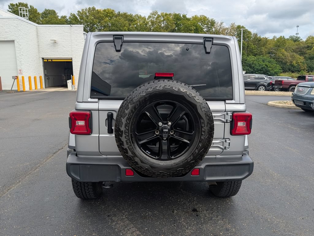 Used 2021 Jeep Wrangler Unlimited Sahara AWD/4WD image 6