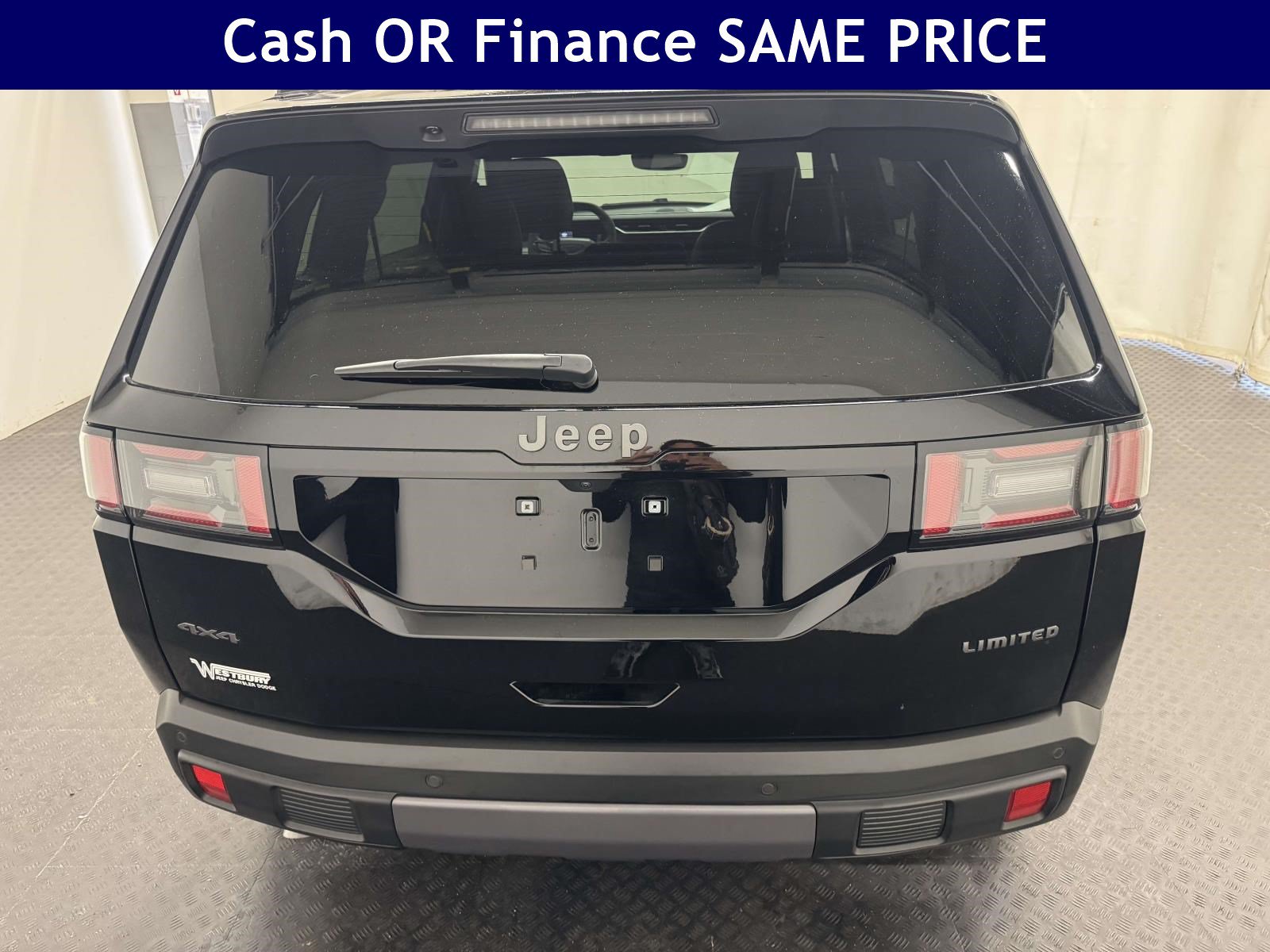 Used 2026 Jeep Cherokee Limited AWD/4WD image 7