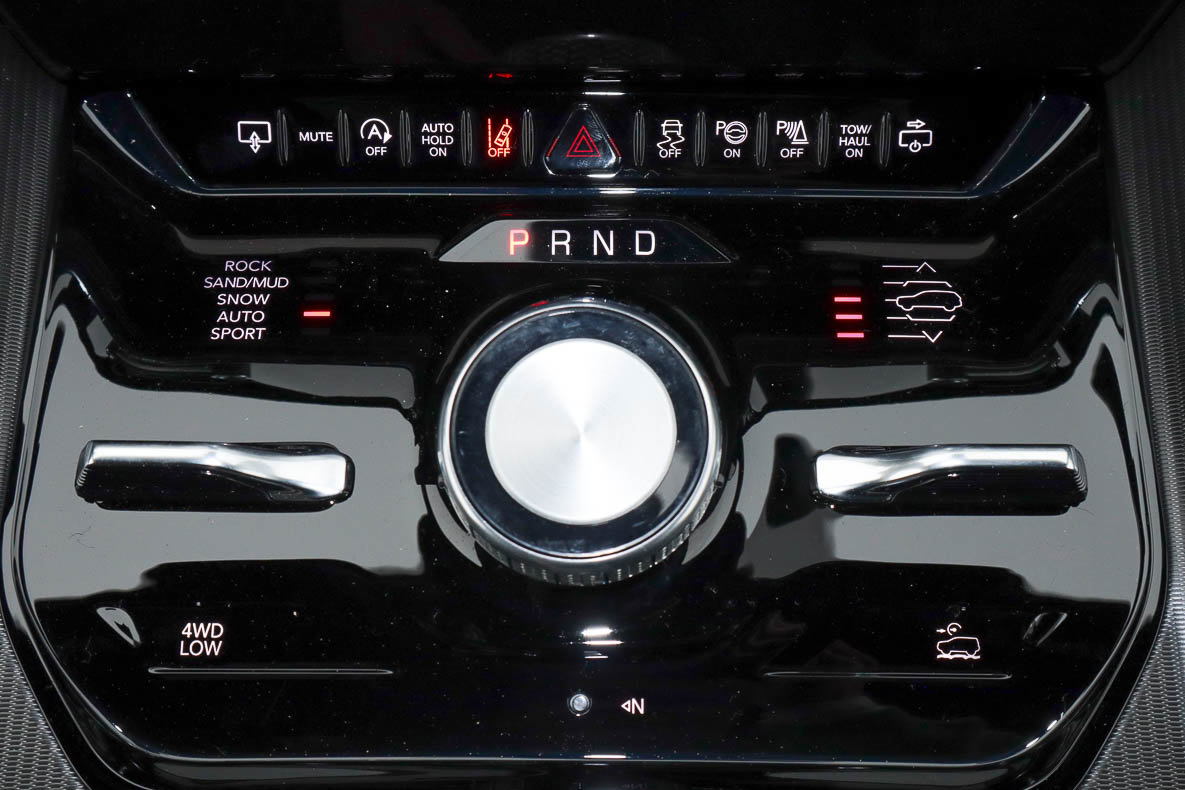 New 2024 Jeep Grand Wagoneer L Series II w/ Quick Order Packagew 28T image 29