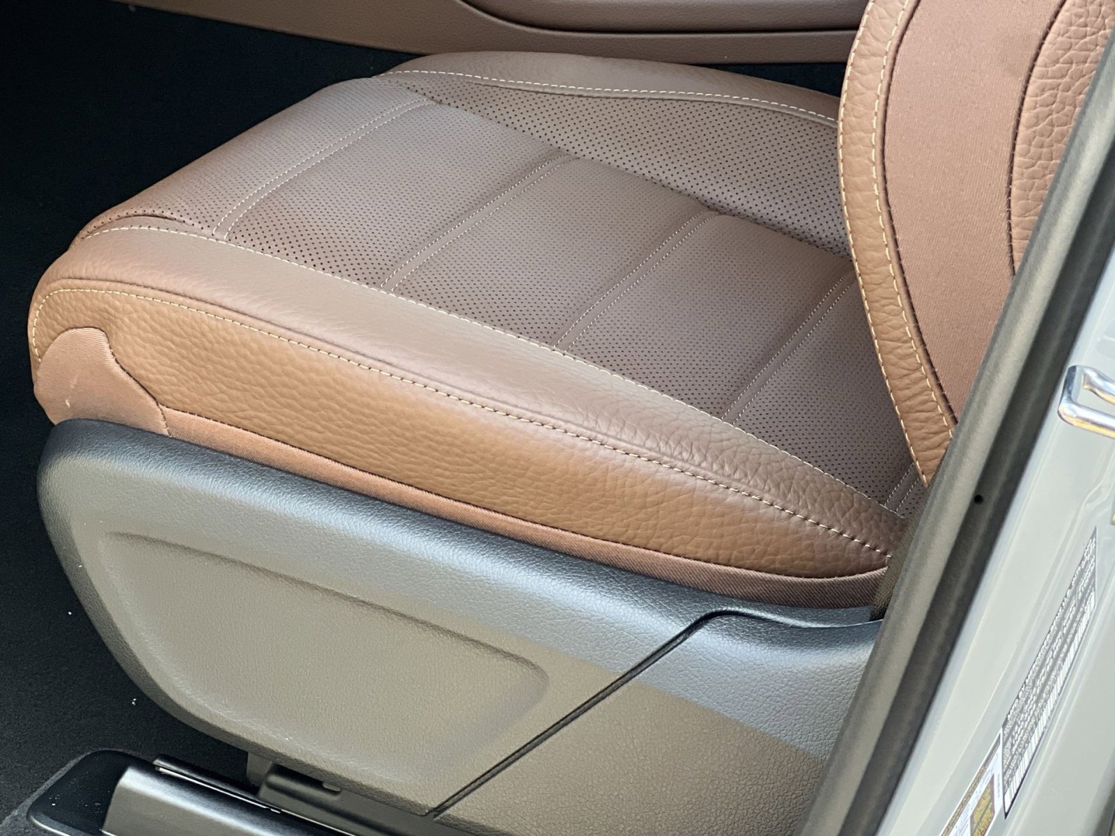 New 2026 Mercedes-Benz GLE 450 4MATIC image 12