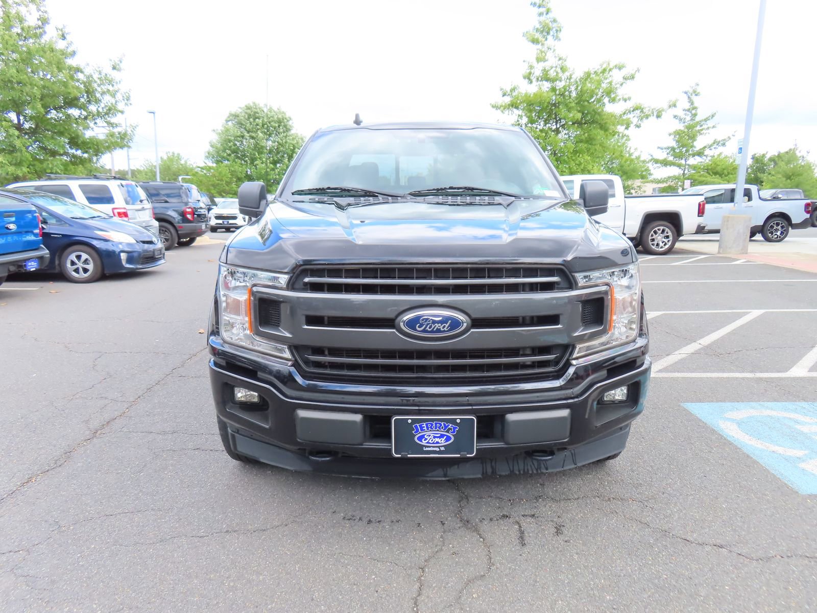 Used 2020 Ford F150 XLT w/ Equipment Group 302A Luxury AWD/4WD image 2
