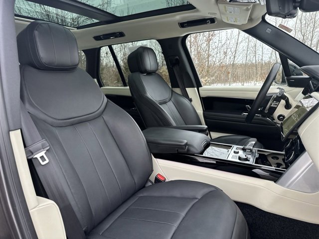 Used 2023 Land Rover Range Rover SE image 21