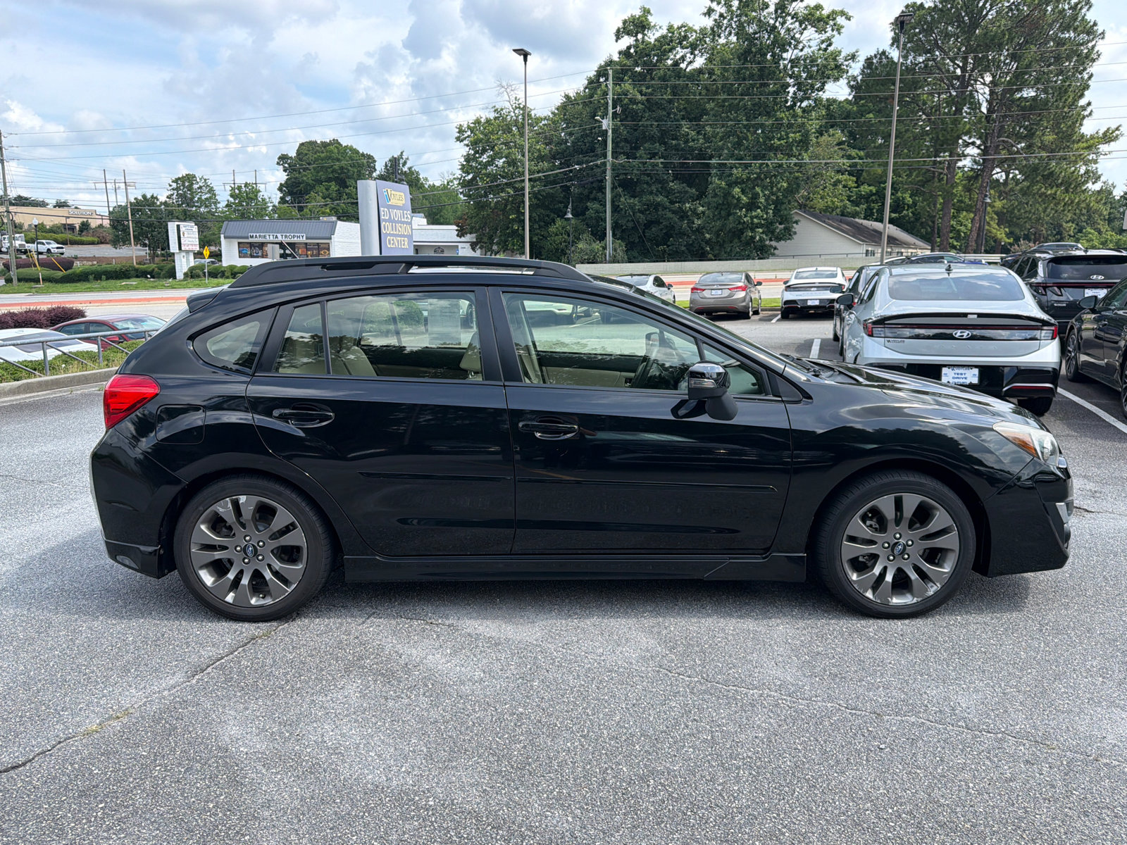 Used 2016 Subaru Impreza 2.0i Sport Premium AWD/4WD image 4