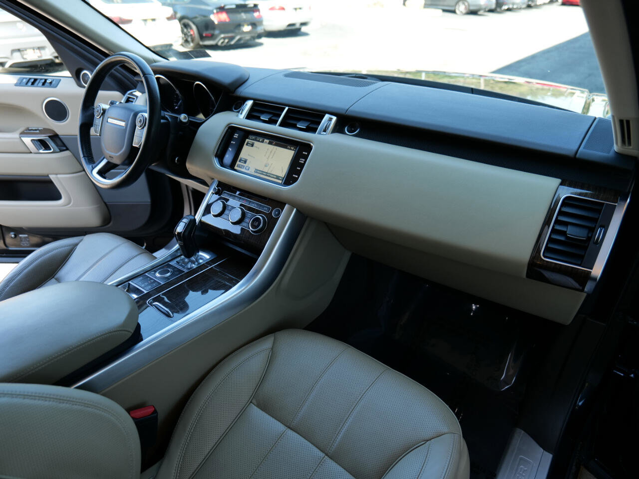 Used 2015 Land Rover Range Rover Sport HSE image 35