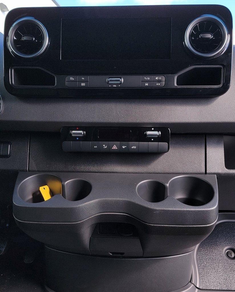 New 2025 Mercedes-Benz Sprinter 2500 image 13